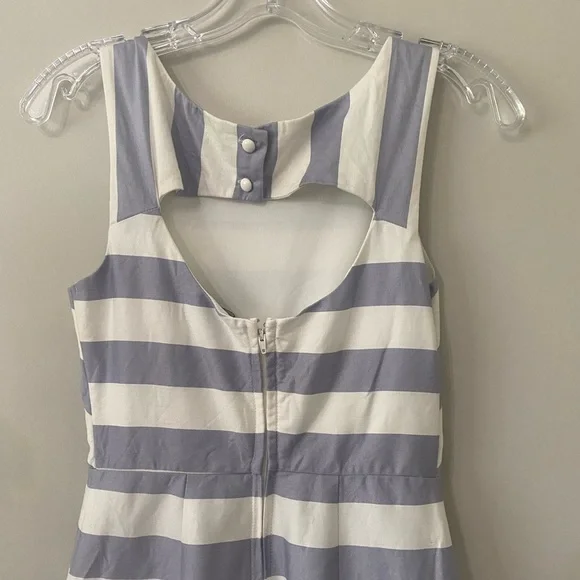 Jodi Kristopher Blue and White Striped dress - Picture 3 of 6
